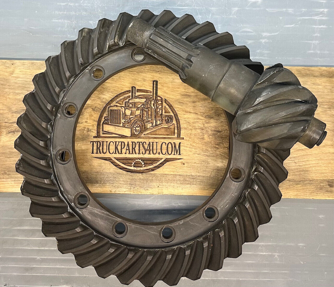 A40674-6-529 Meritor Rockwell Axletech gearset – SSHR R155 differential – 37-7 tooth count (5.29 ratio) – new aftermarket PAI/Excel replacement